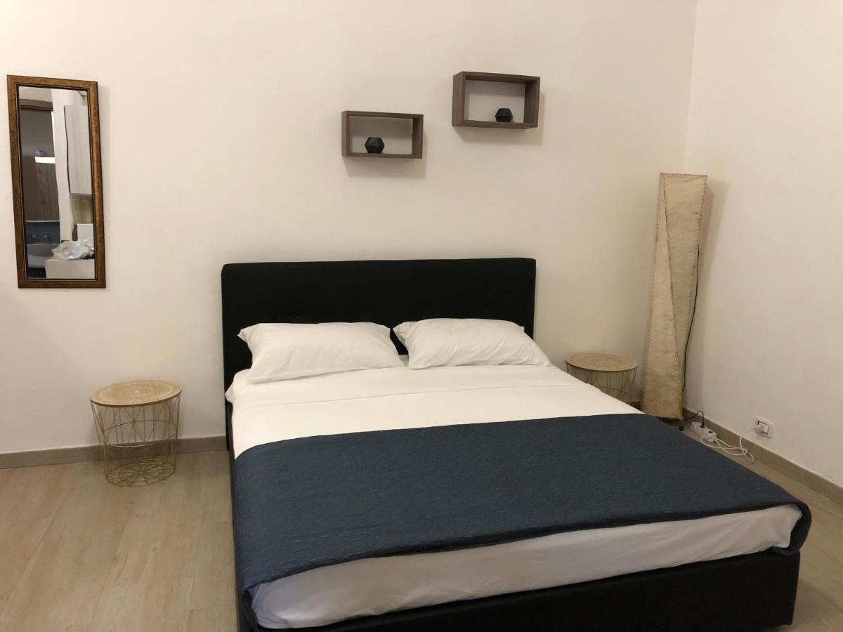 Civico 10 Appartement Sassari Buitenkant foto