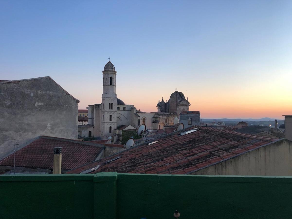 Civico 10 Appartement Sassari Buitenkant foto